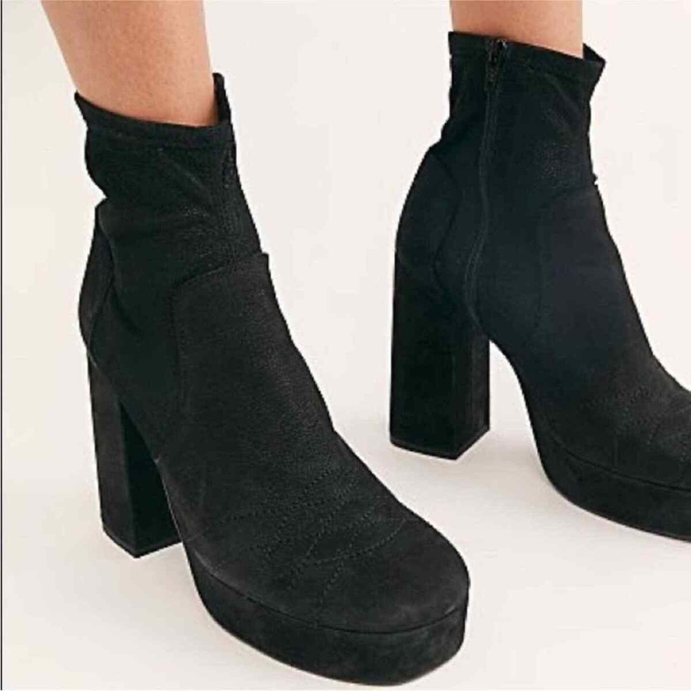NWT Free People Suede Smyth Heeled Side Zip Black Booties Size 11 / 41